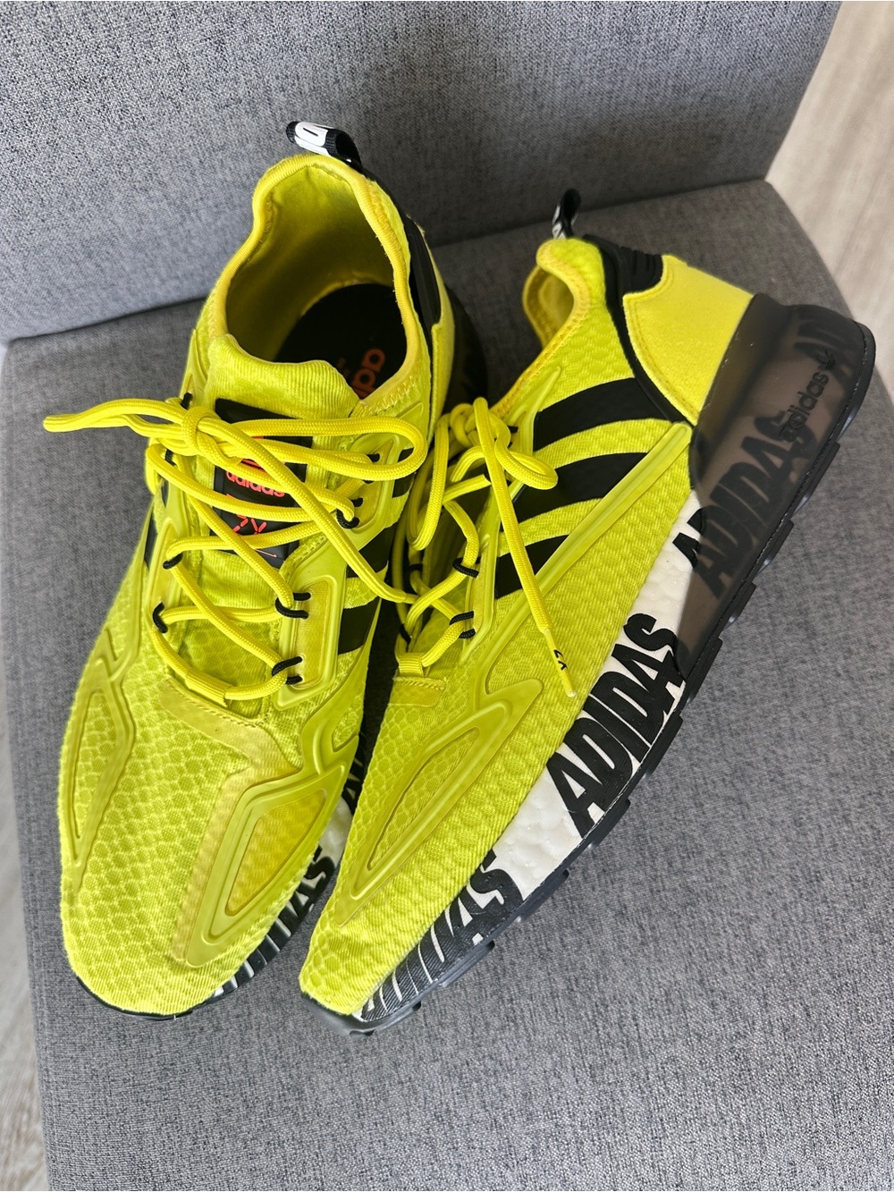 Men adidas Originals ZX 2K Boost Solar Yellow Black Graphic Print Sneakers 9 ½ - Picture 2 of 15